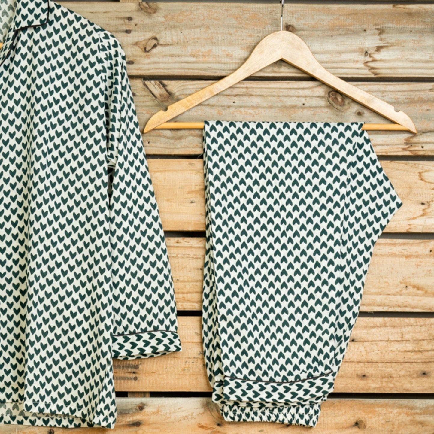Queen Of Hearts - Green PJ Set